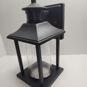 Dusk to Dawn Wall Light Fixture with Motion Sensor